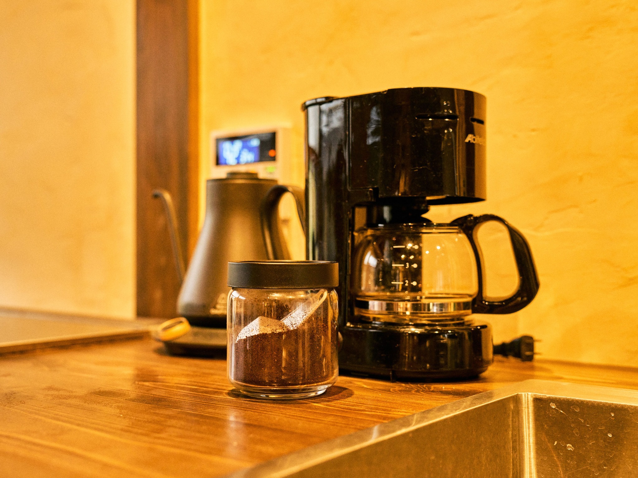 ・【設備】手ぶらでコーヒーをお楽しみいただけます　お好きなコーヒーを持ち込んで淹れることも可能です