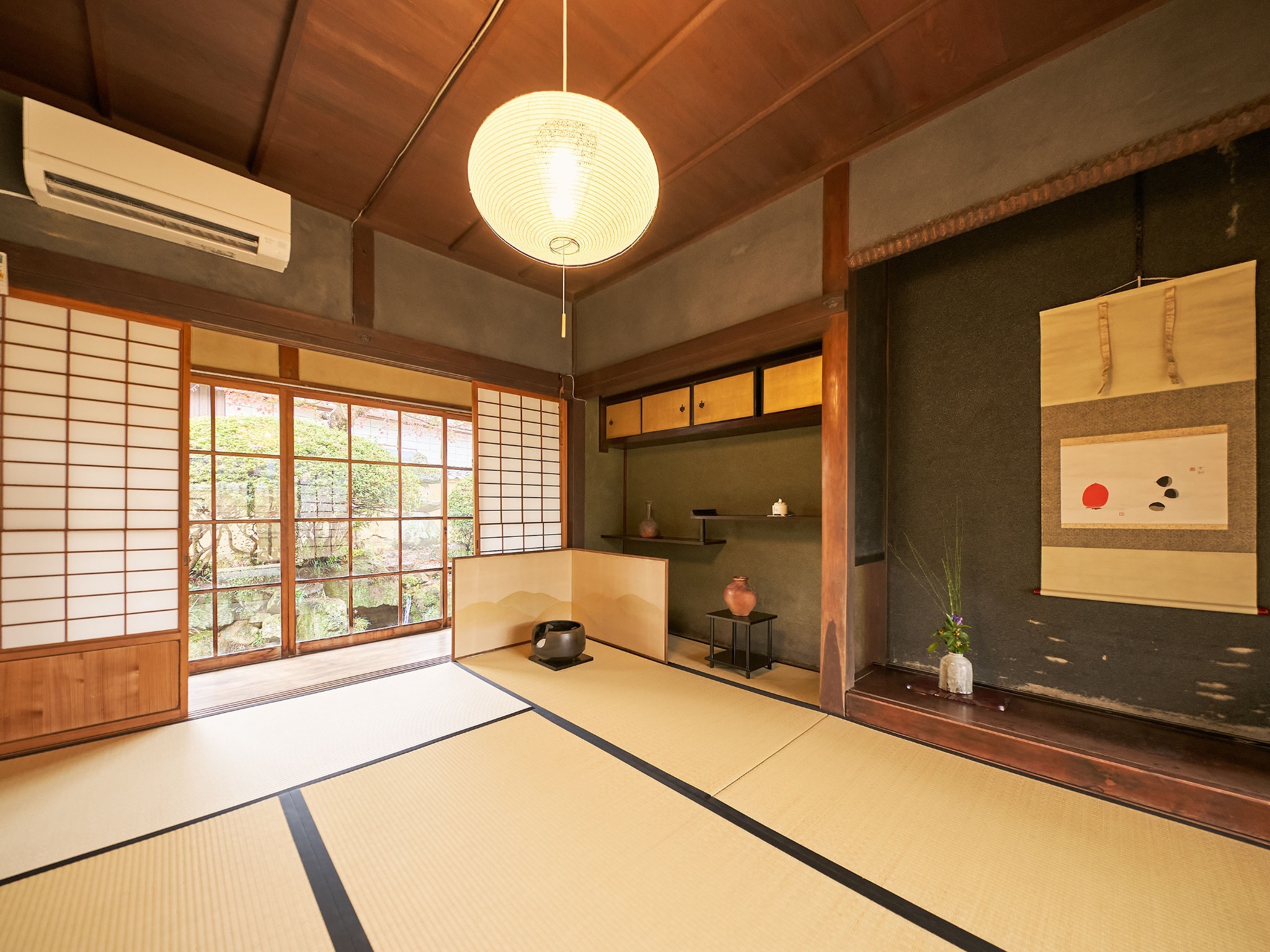 ・【和室】エアコンをご用意　どの季節でも快適に滞在していただけます