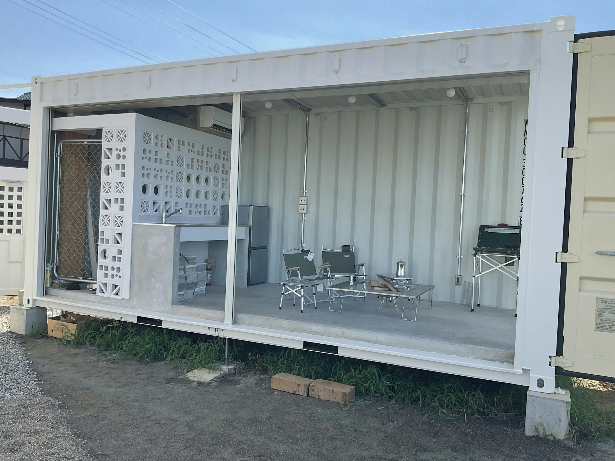 03 アウトドアキッチン...