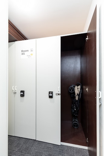 荷物預かりロッカーあり