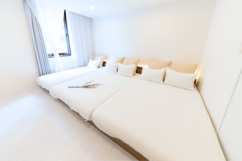 2つ目の寝室：ローベッドをご用意。お子様も安心してご就寝頂けます。