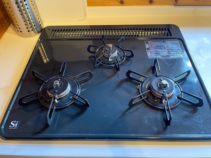 コンロは３つのご用意。