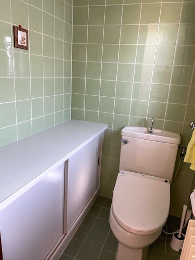 1階浴室その２付設のトイレ