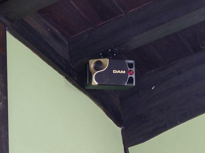 5mの高さから鳴り響くスピーカー