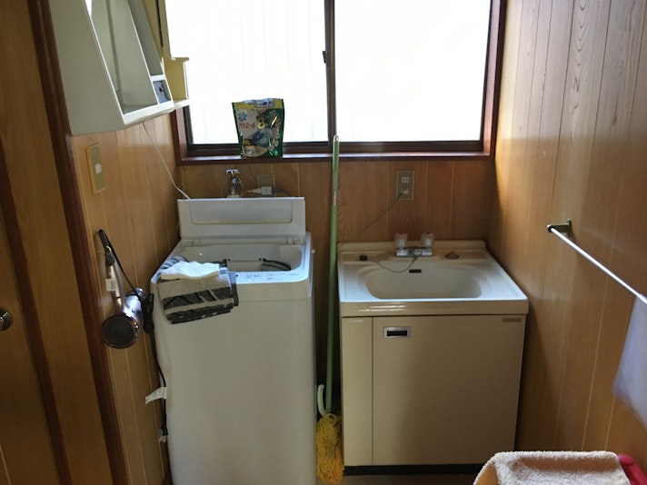 洗面台と洗濯機