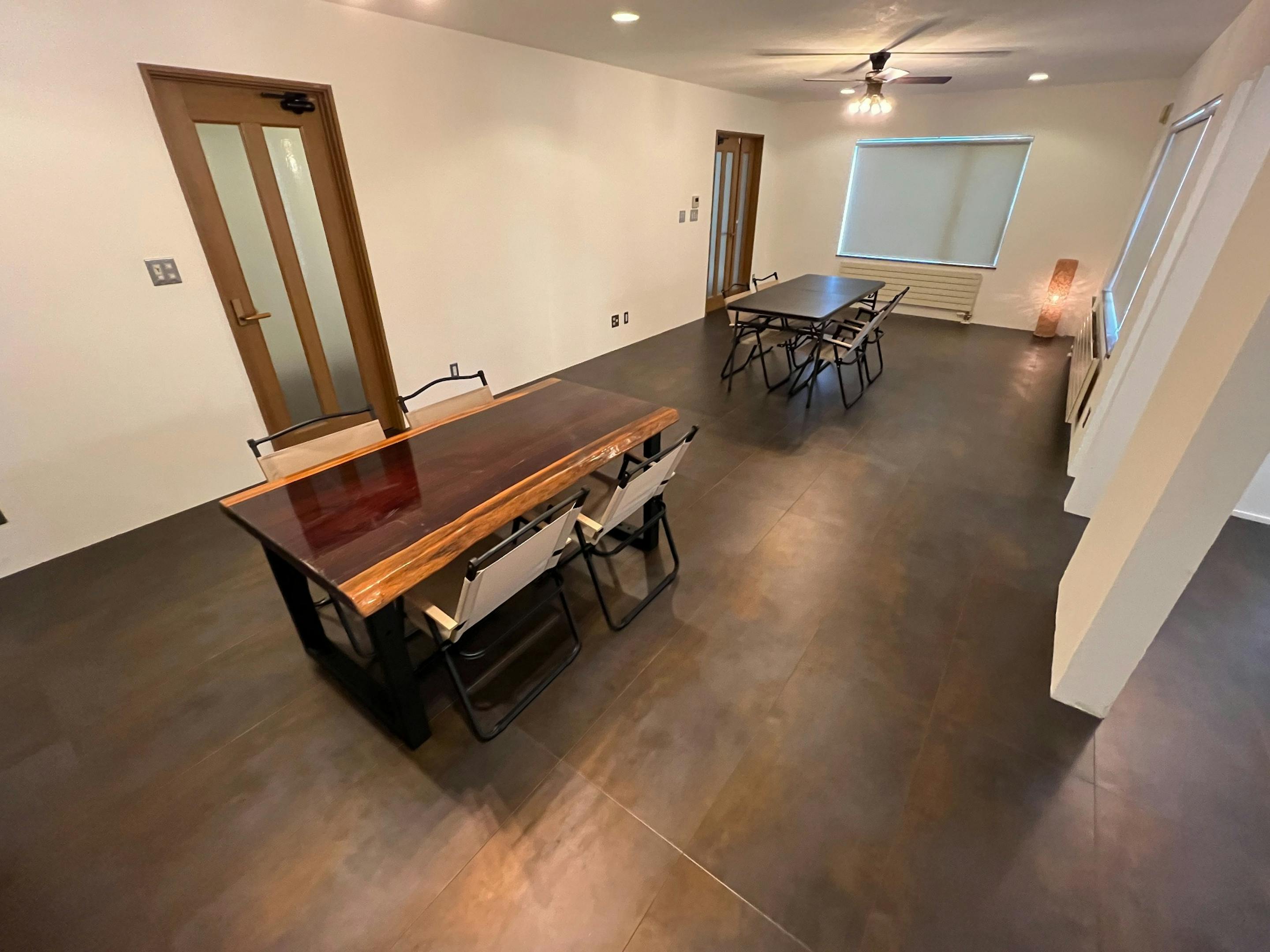 １F free room