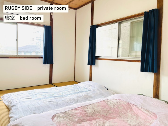 寝室　bed room