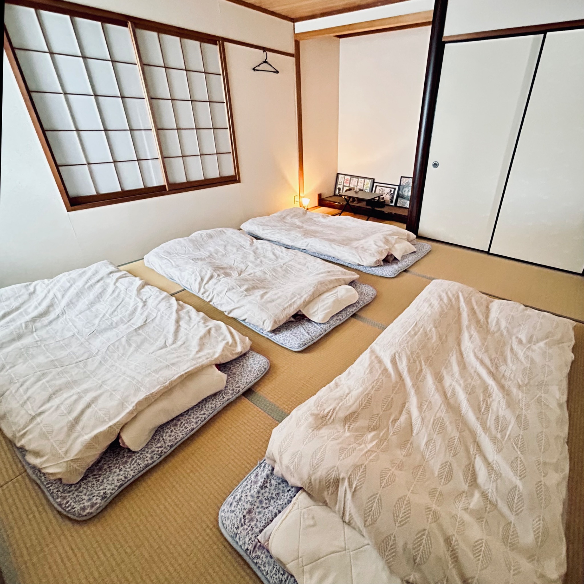 雨戸を閉めれば、朝までゆっくりと眠れます