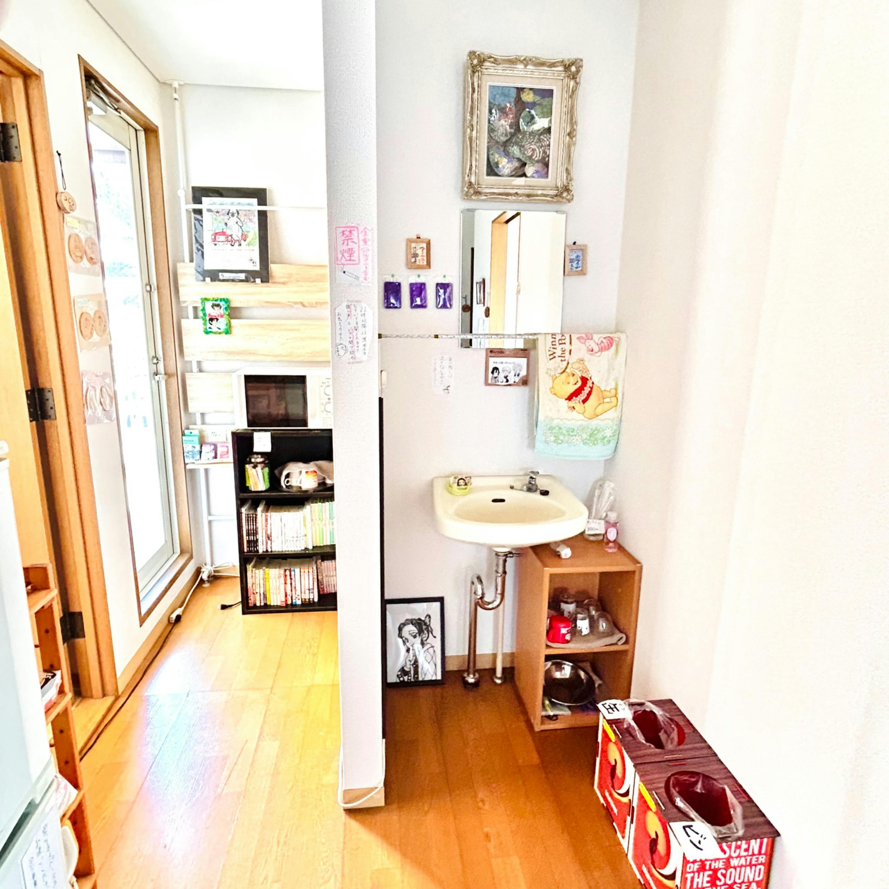 お茶やコーヒー、紅茶はご自由にお飲みください