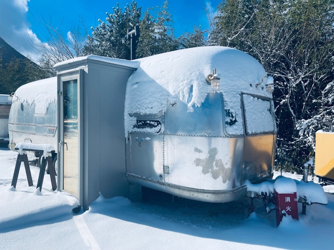 冬は雪が積ります