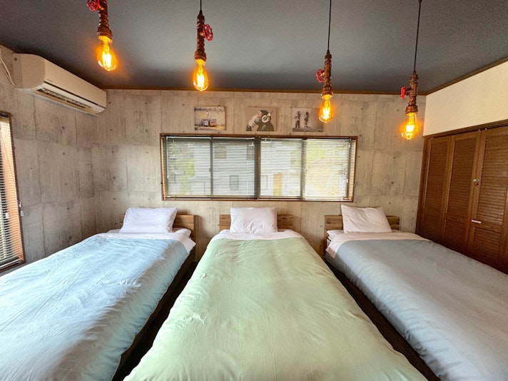 シングルベッド&times;3