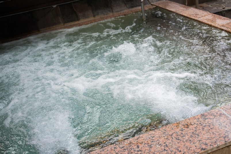 温泉施設ジャグジー風呂