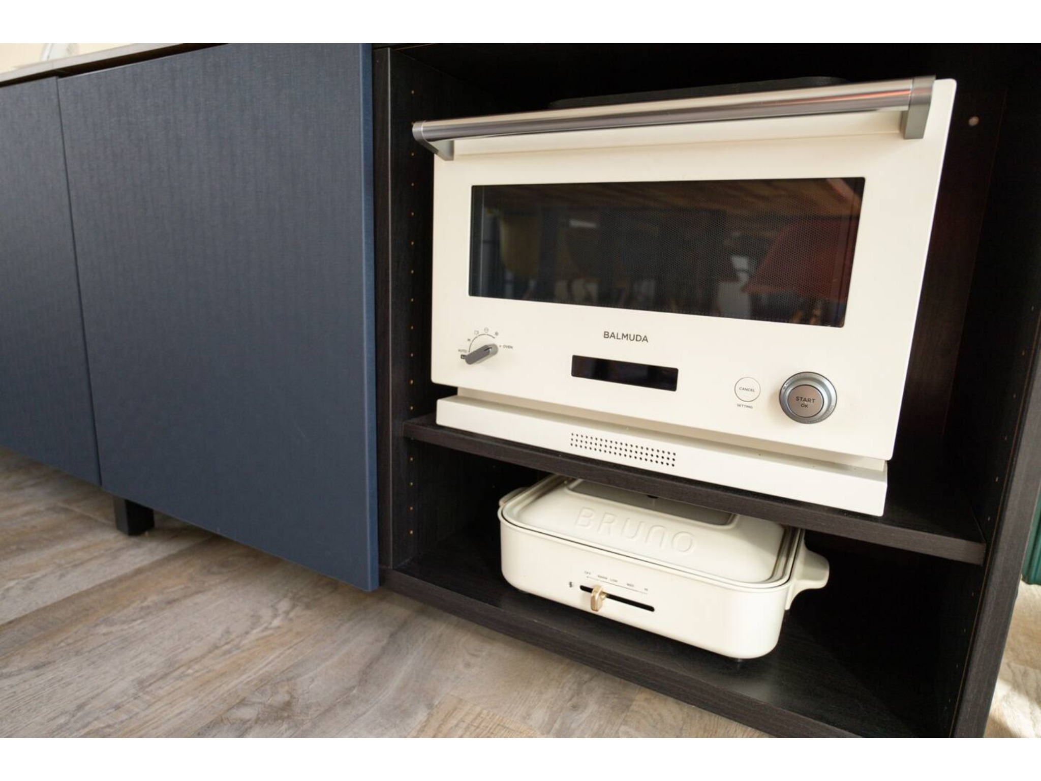 電子レンジ、たこ焼き機など完備