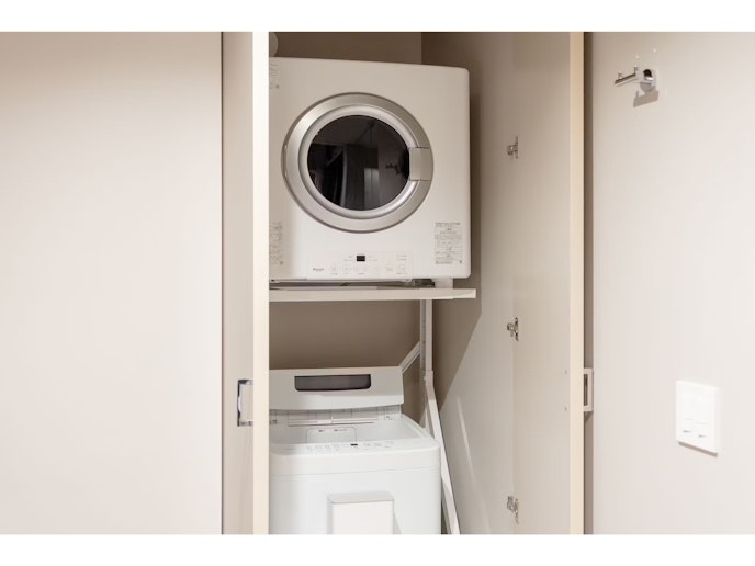 使いやすい縦型の洗濯機と乾燥に強い乾燥機「乾太くん」を完備。...