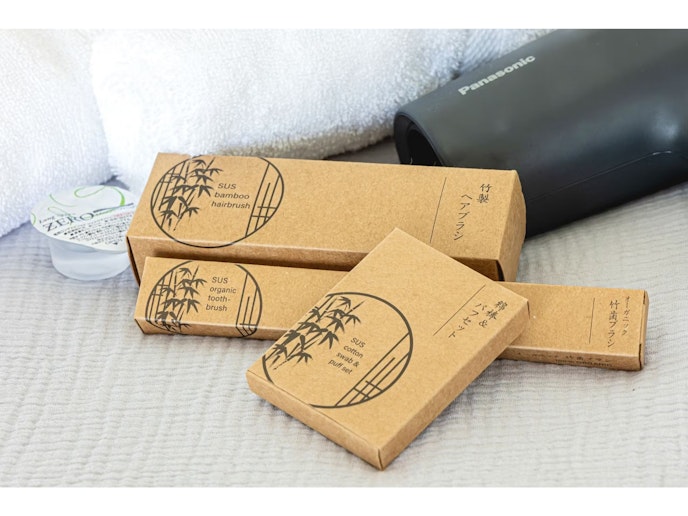 こだわりのアメニティはサステナブルな竹製。
