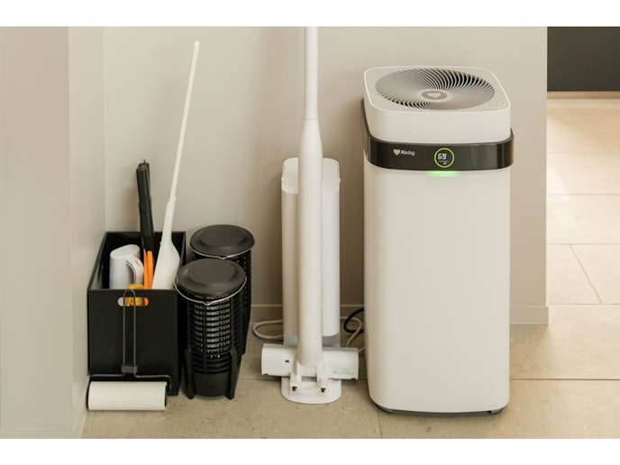 エアドッグ、スティック掃除機、虫除けライトなど あると嬉しい設備を御用意。