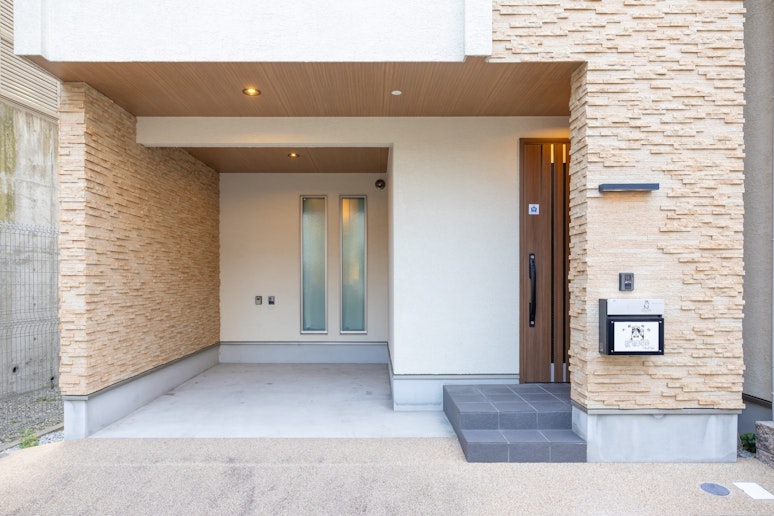 駐車場１台あり