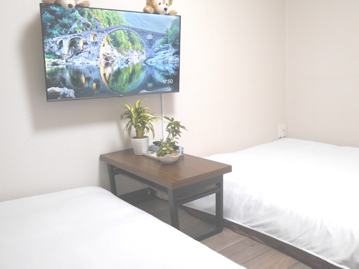 3階の寝室です。ダブルサイズのお布団が2セットございます。