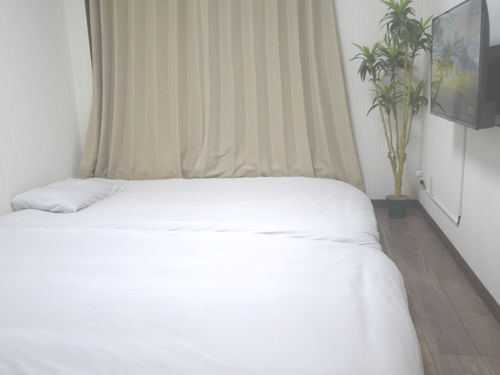 3階の寝室です。セミダブルサイズのお布団が2セットございます。