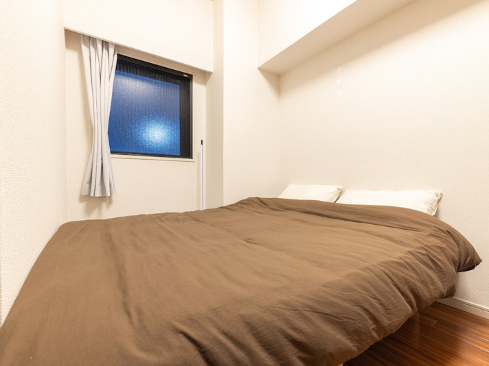 ・【お部屋】シングルベッドをぴったり並べてダブルサイズとしてもご利用可能です