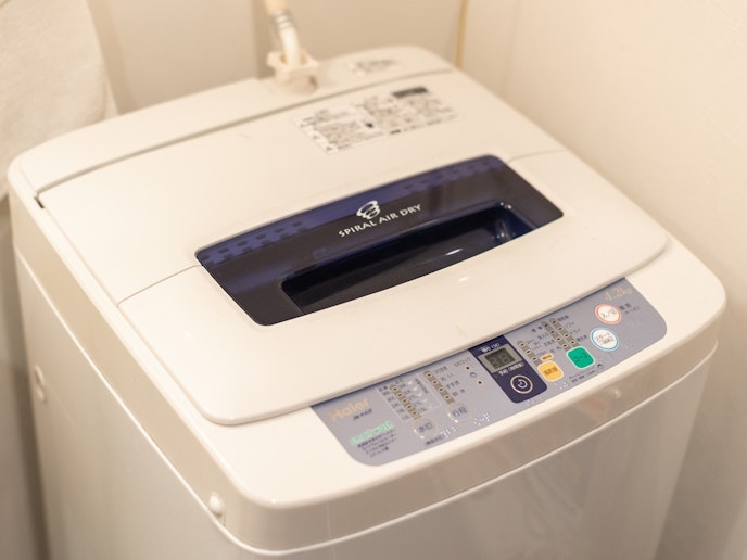 ・【洗濯機】滞在中、洗濯ができます。かさばる衣類の荷物を減らせます