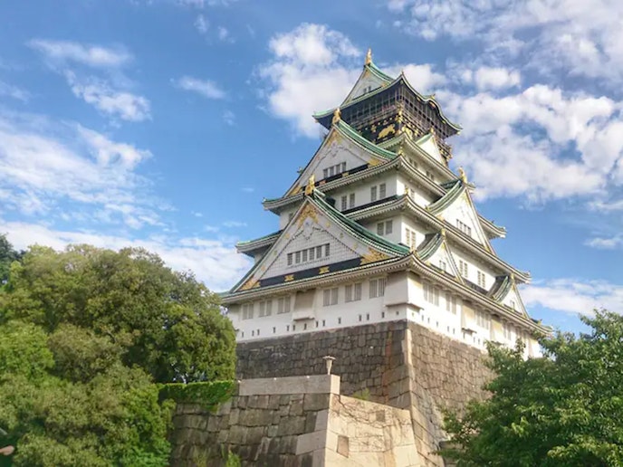・【周辺　大阪】城内では大阪城を築き天下統一を成し遂げた豊臣秀吉の生涯をわかりやすく紹介しています