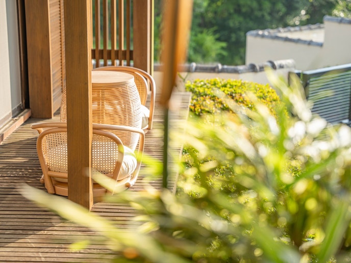 ・【縁側】慌ただしい日常を少し忘れ、豊かな自然を身近に感じながらリフレッシュ