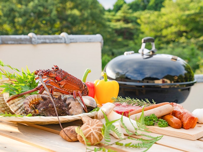 ・【BBQ】お庭で炭火BBQを楽しめます（グリルは有料オプションです）