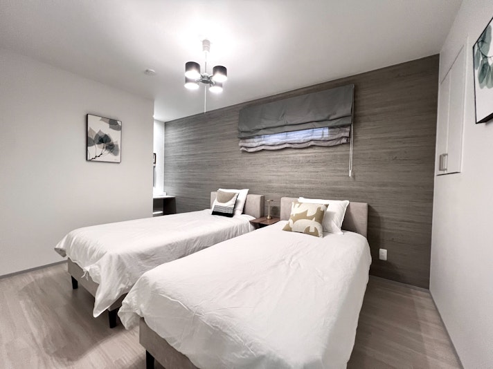 寝室２　シングルベッド2台