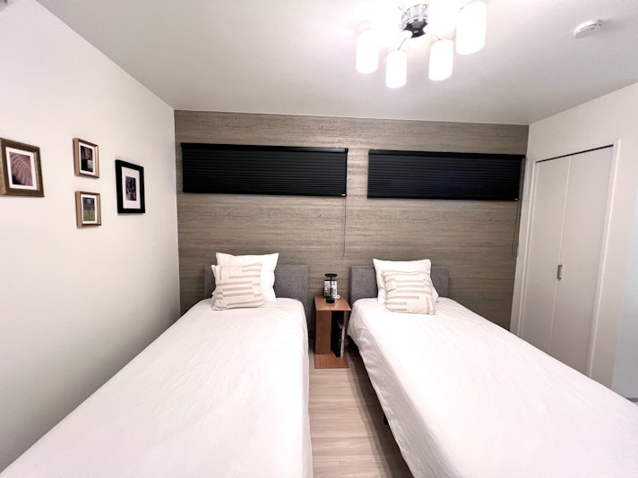 寝室３　シングルベッド2台