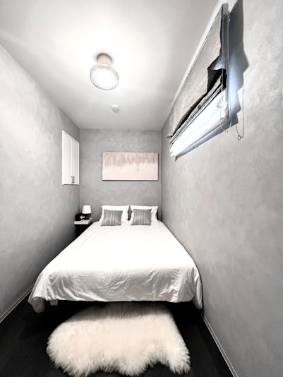 寝室１（ダブルベッド1台）