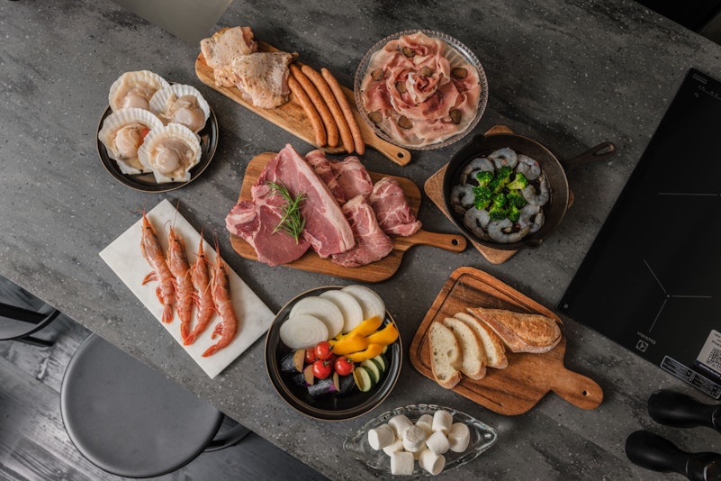 バーベキューセットのプランでは、バーベキュー施設「WILDBEACH木更津」から取り寄せたプレ...