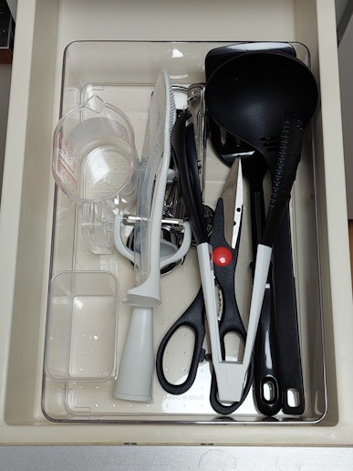 調理器具　キッチンの引き出しにご用意しています。