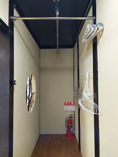 クローク、室内物干しスペース