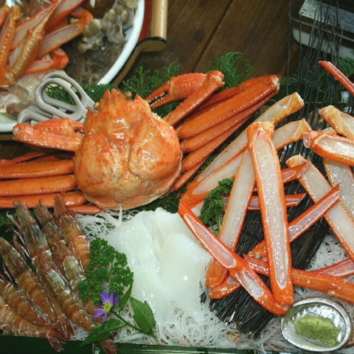 香住がにとお造り盛りの一例