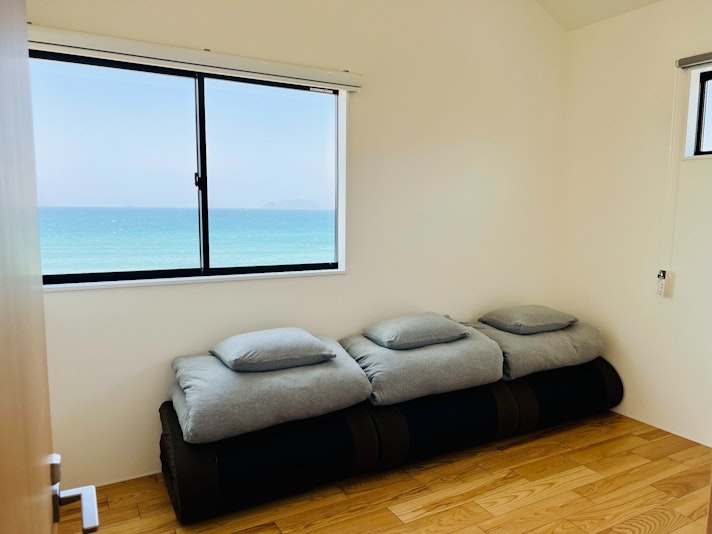 ２F洋室３，地平線に沈む夕日は、最高の景色です。