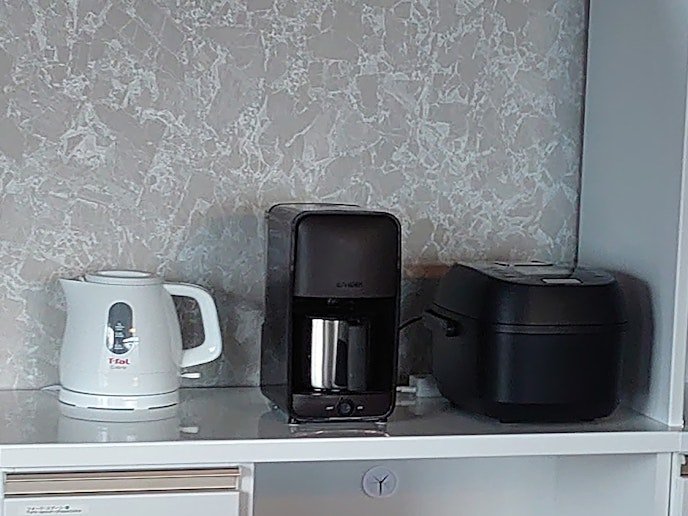 電気ポット・コーヒーメーカー・電子炊飯器