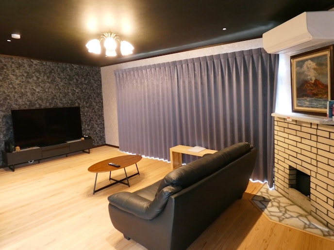 リビング（夜の時間）