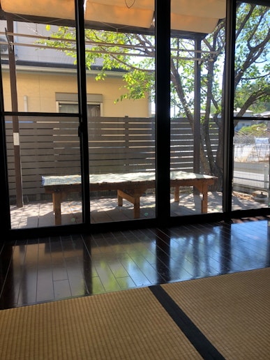 リビングから見た縁台