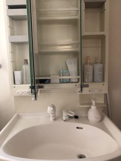 クレンジング　洗顔　化粧水　乳液　コットン　綿棒　歯ブラシ