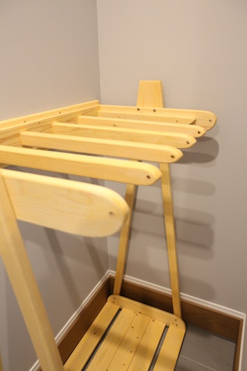 Ski/Snowboard storage