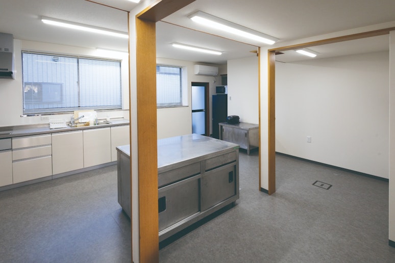 1階キッチン【共用スペース】