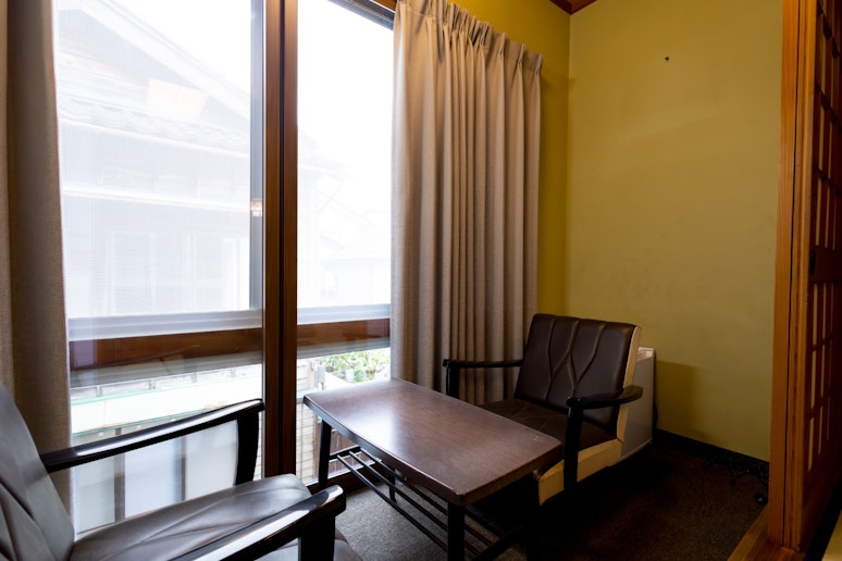 2階客室【綾】広縁