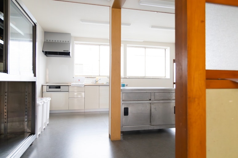 1階キッチン【共用スペース】