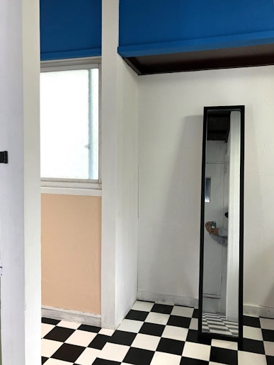 2階廊下鏡コーナー