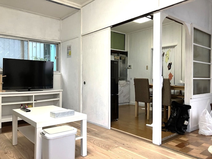 居間からダイニング