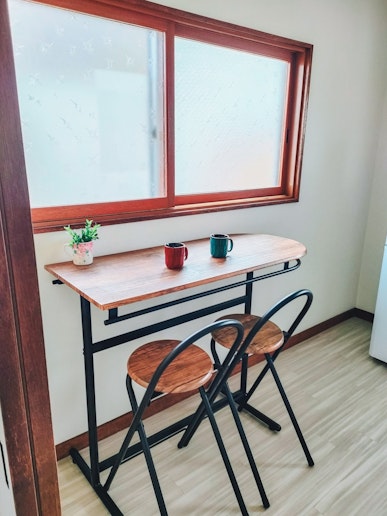 Counter table