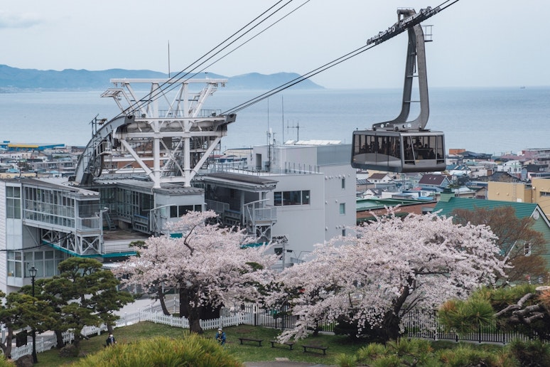 函館ロープウェイ(春4月末-5月始頃)