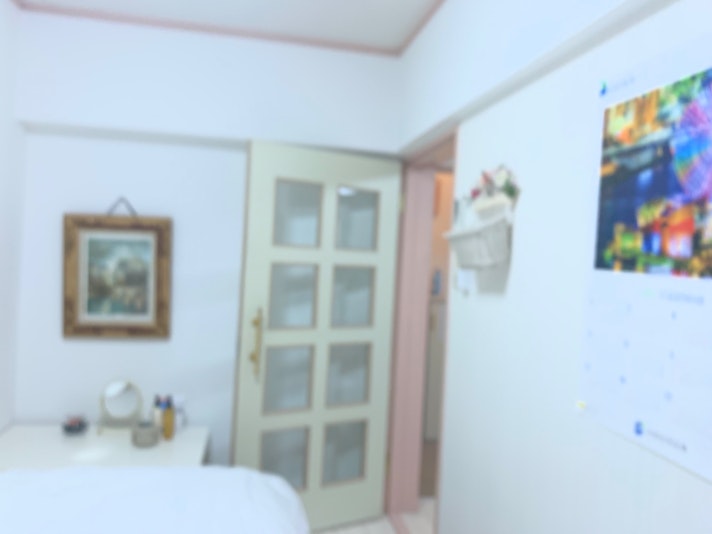 キッチンから洋間の入り口