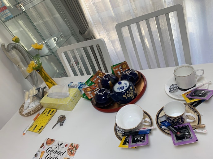 到着時のテーブル歯ブラシ等も置いてあります。